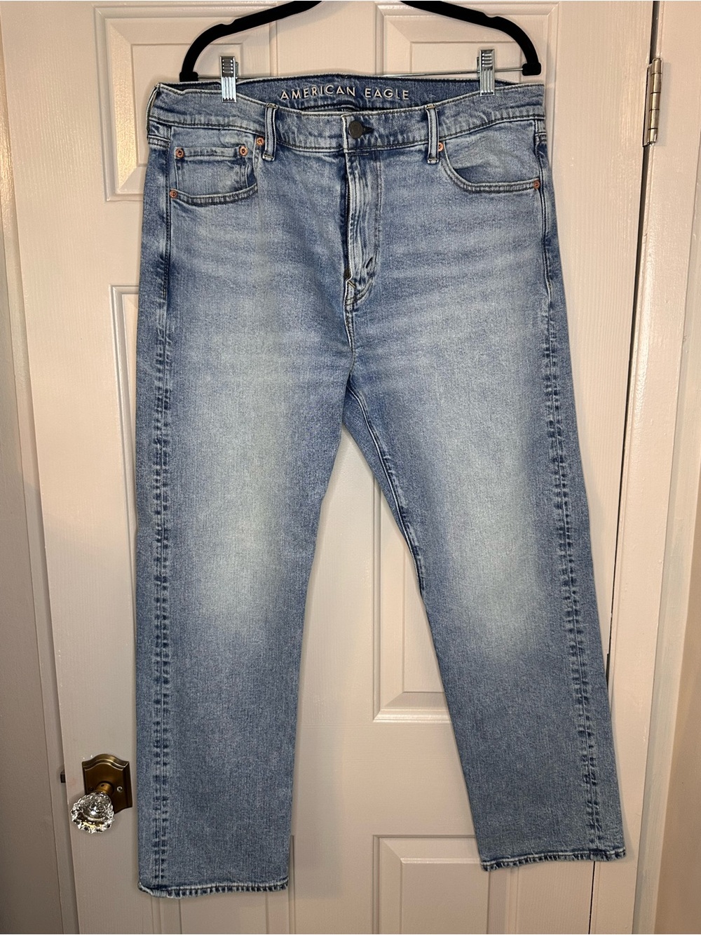American Eagle Outfitters Men’s Light Wash Jeans